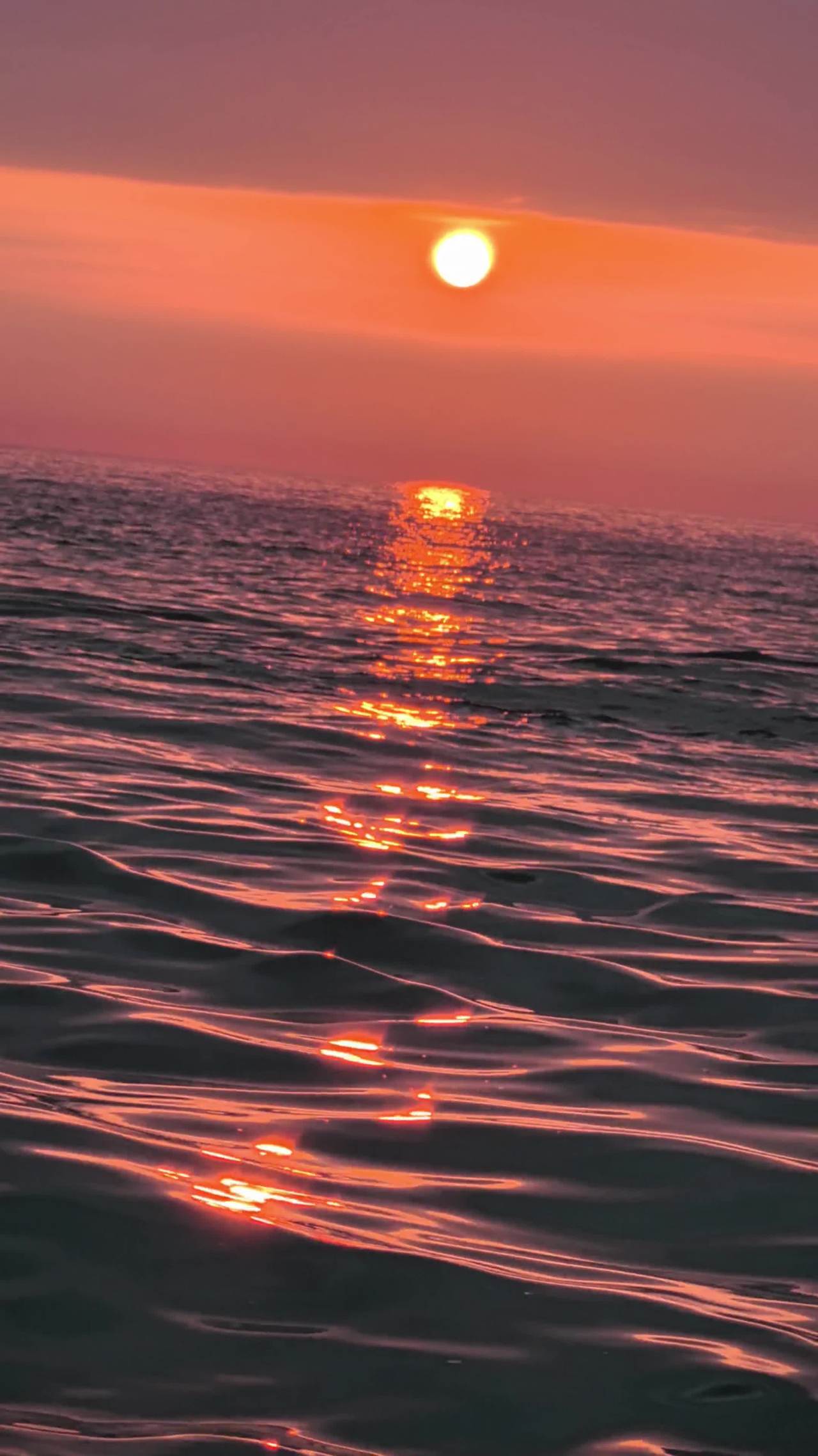 海面夕阳