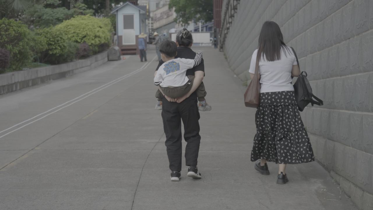 人文 8