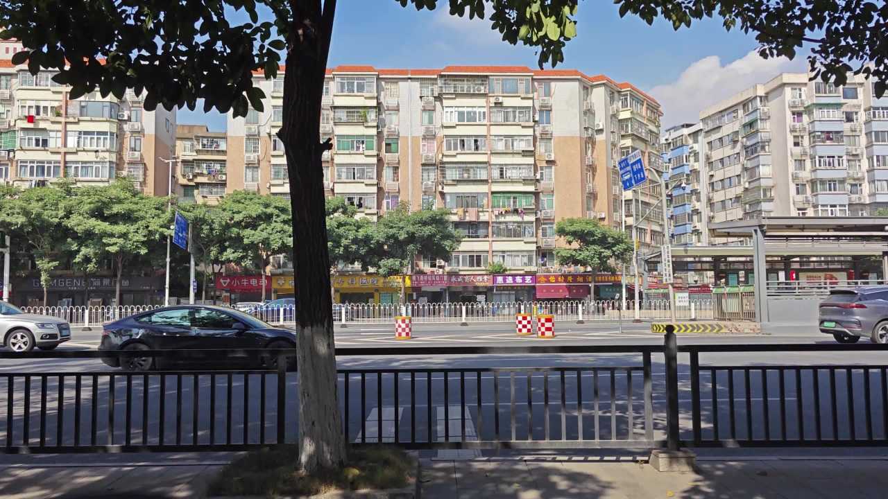 4K阳光马路车流