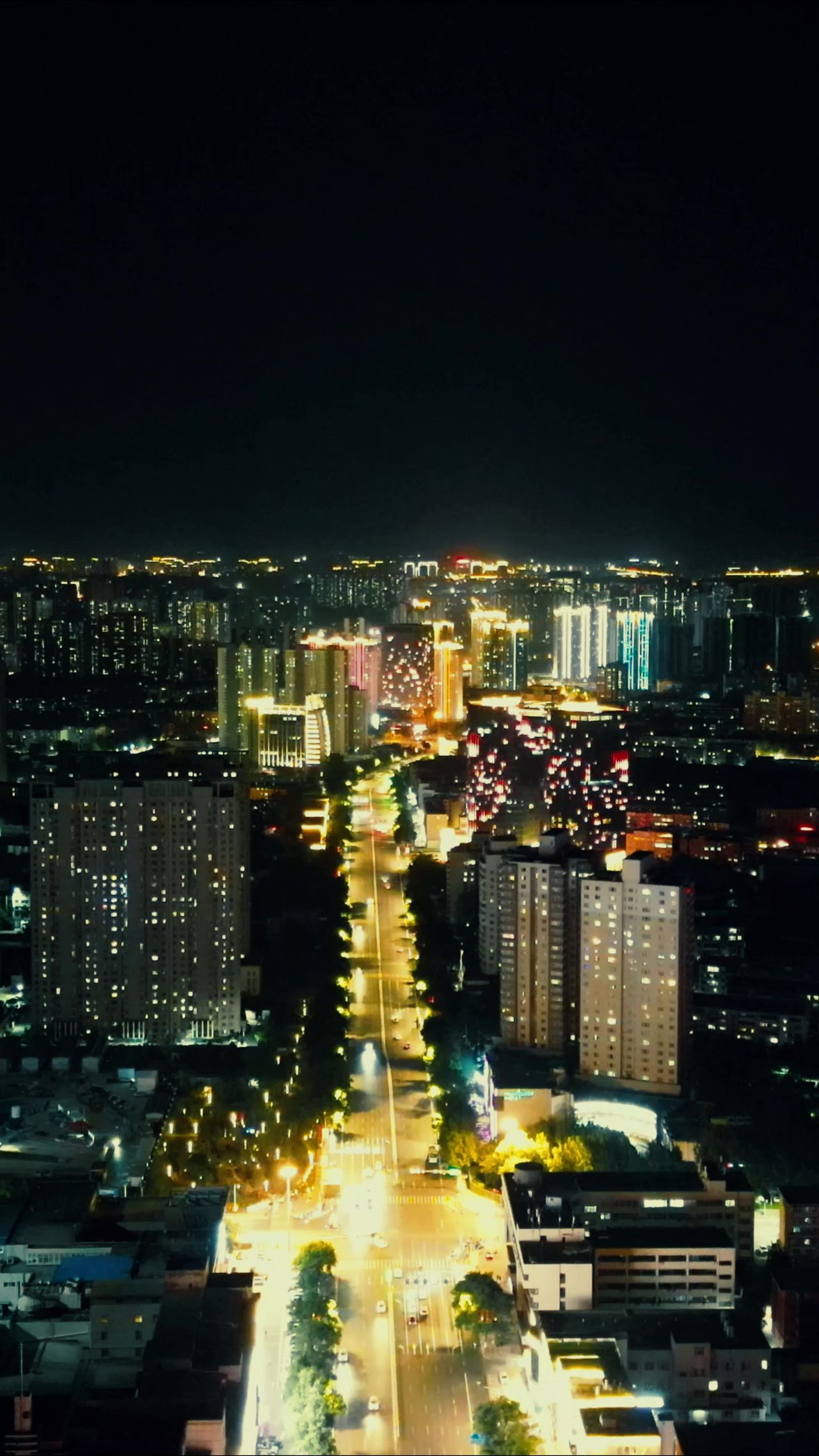 航拍河北保定城市夜景竖屏  