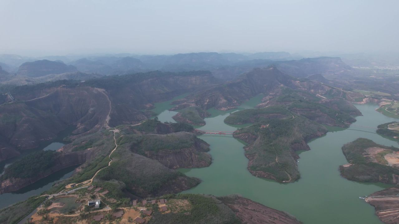 湖南郴州高倚岭风景区丹霞地貌航拍 