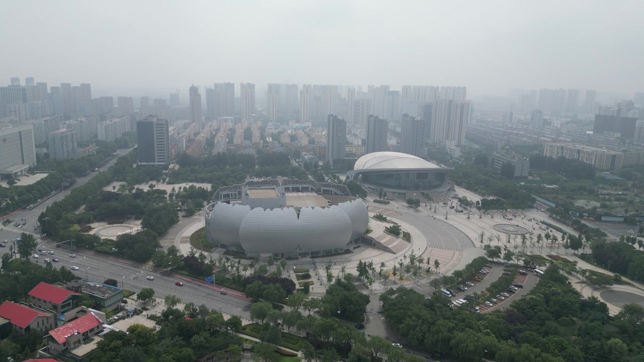  航拍山东菏泽牡丹广场菏泽大剧院