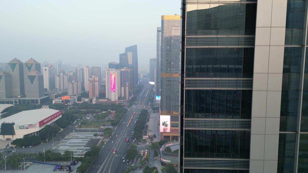 航拍广州城市建筑高楼大厦都市街道