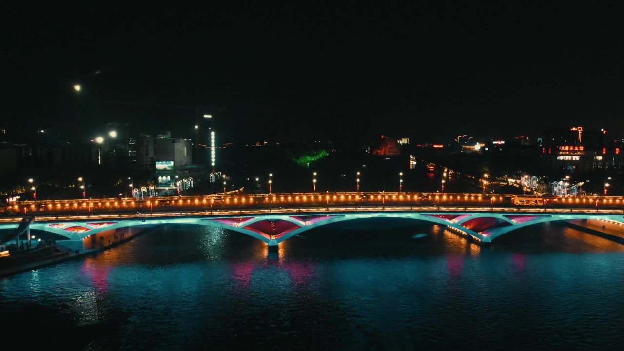 城市航拍广西桂林解放大桥航拍夜景延时
