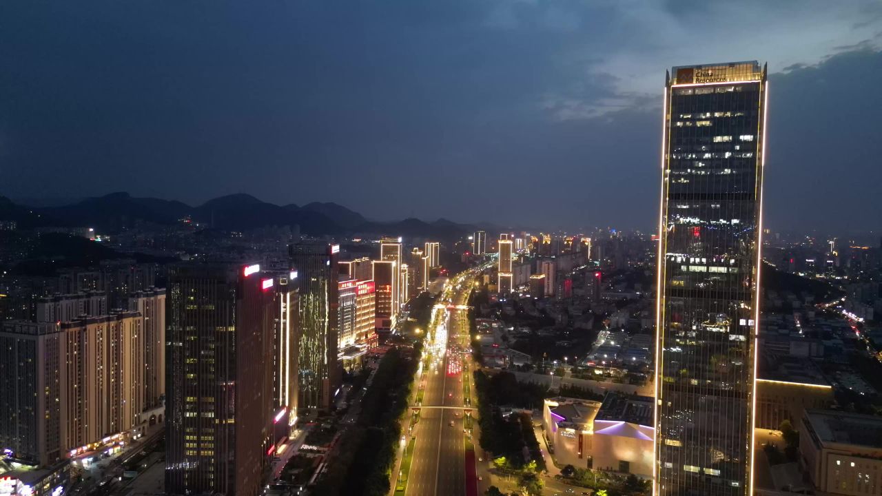 航拍山东济南奥体中心经十路夜景