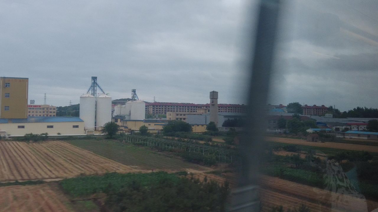 沿途火车窗外风景旅途风光