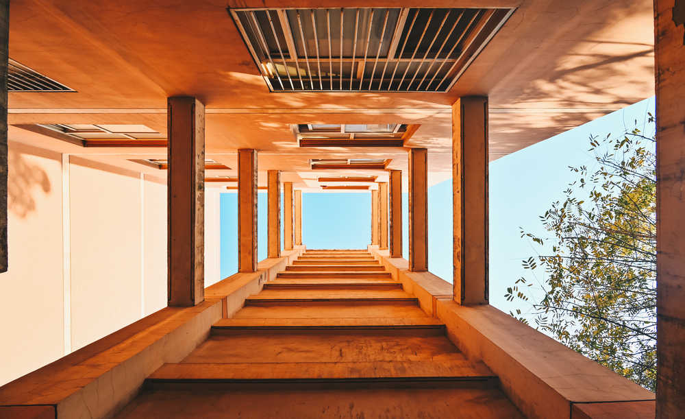 一建钟情