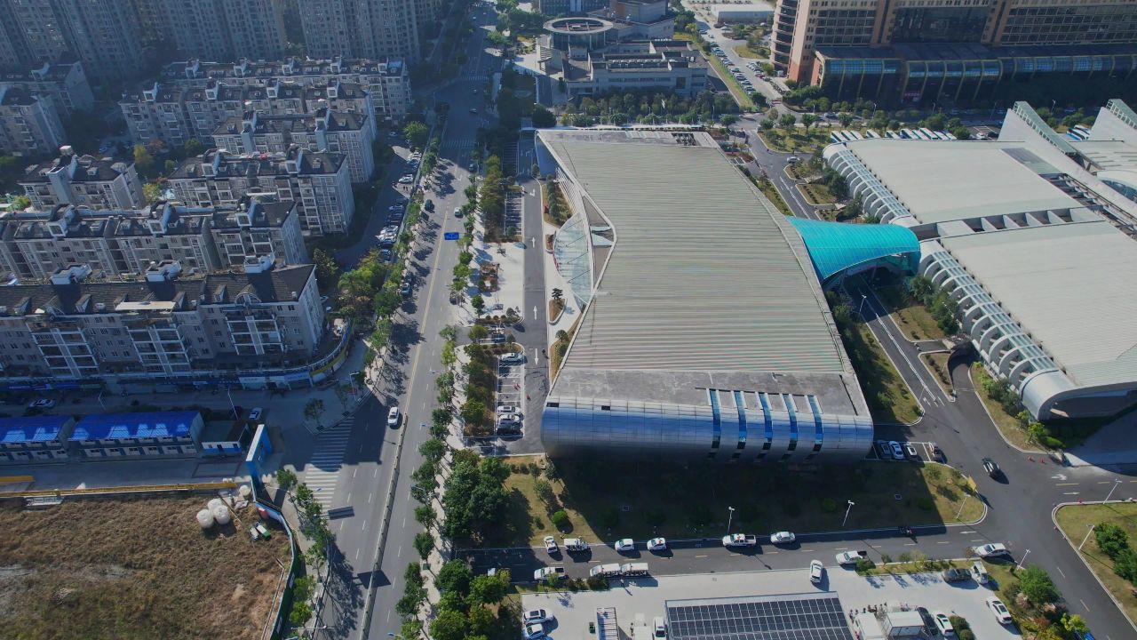 航拍宁德市会展中心景观