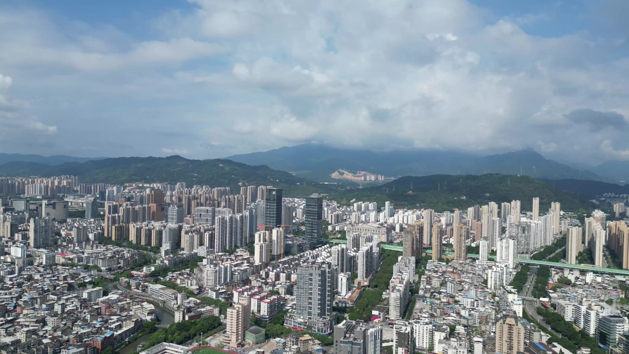 航拍福建龙岩城市大景