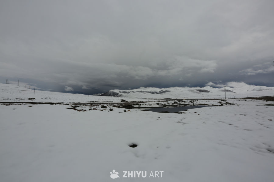 雪域湖畔