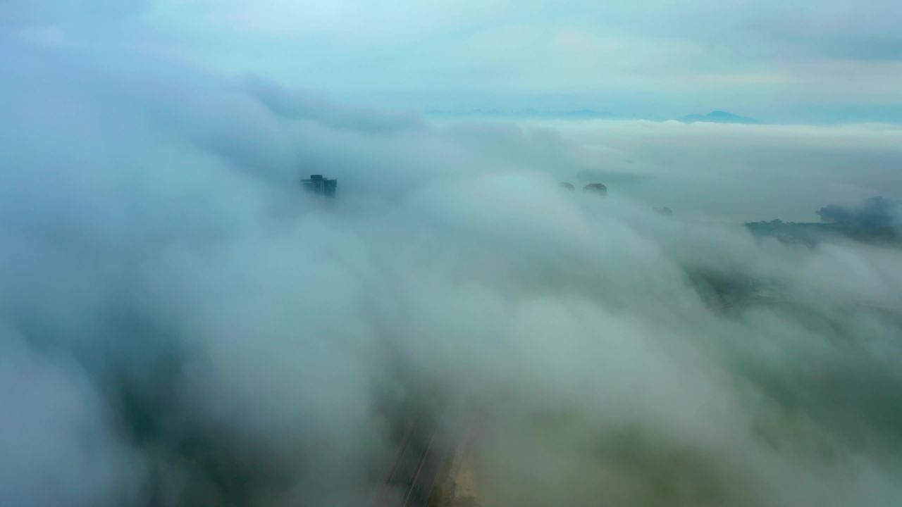 珠海三月空中俯瞰云雾缭绕自然景观八