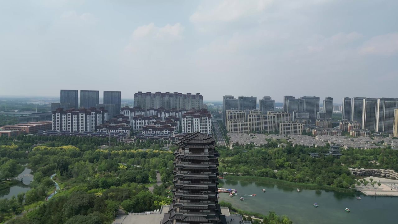  航拍山东淄博齐盛湖公园海岱楼 