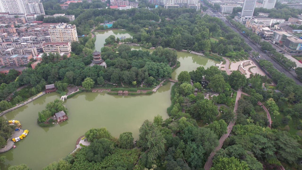 山东淄博人民公园航拍 