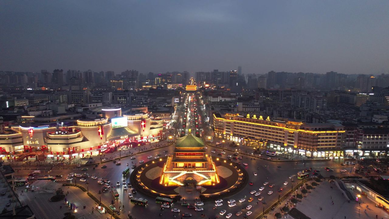 陕西西安钟楼夜景航拍