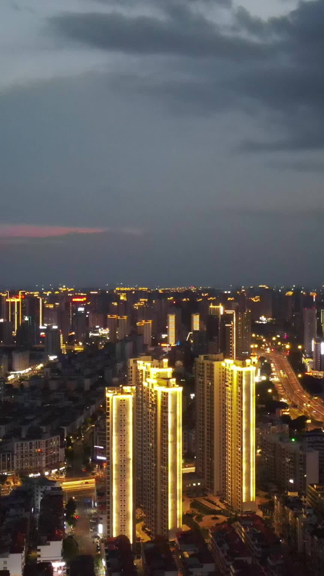 璀璨都市夜景