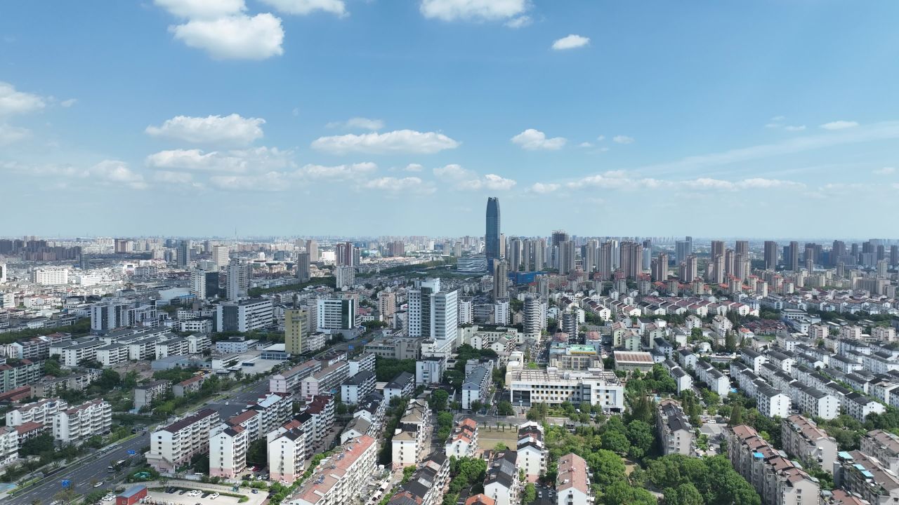 4K航拍昆山城市风光建筑 5