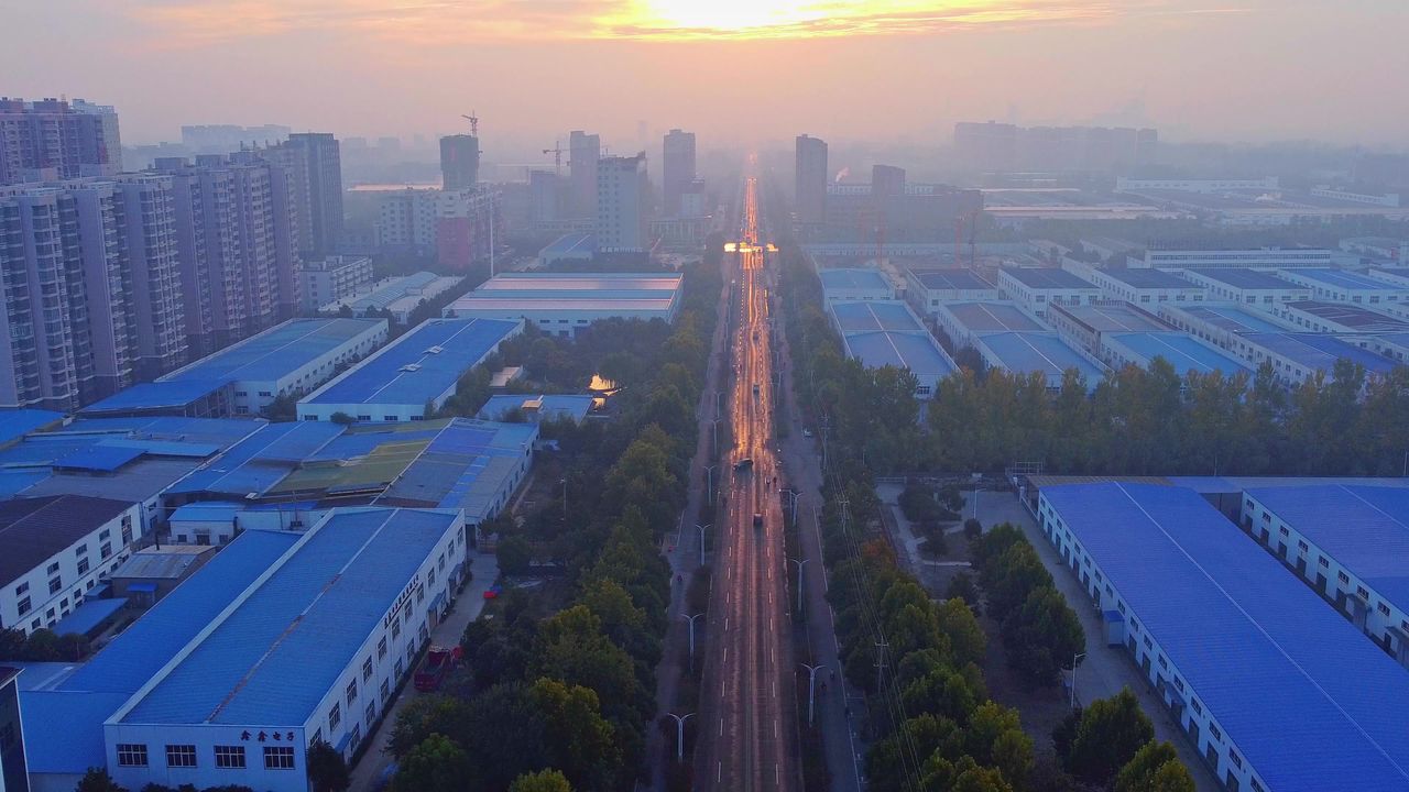 航拍疫情封城下的城市