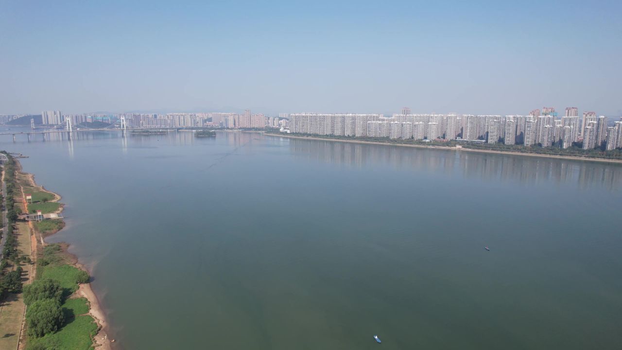 城市沿江高楼建筑长沙湘江世纪城航拍 