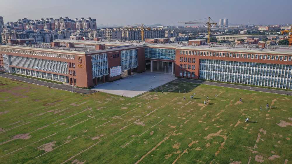 航拍学校