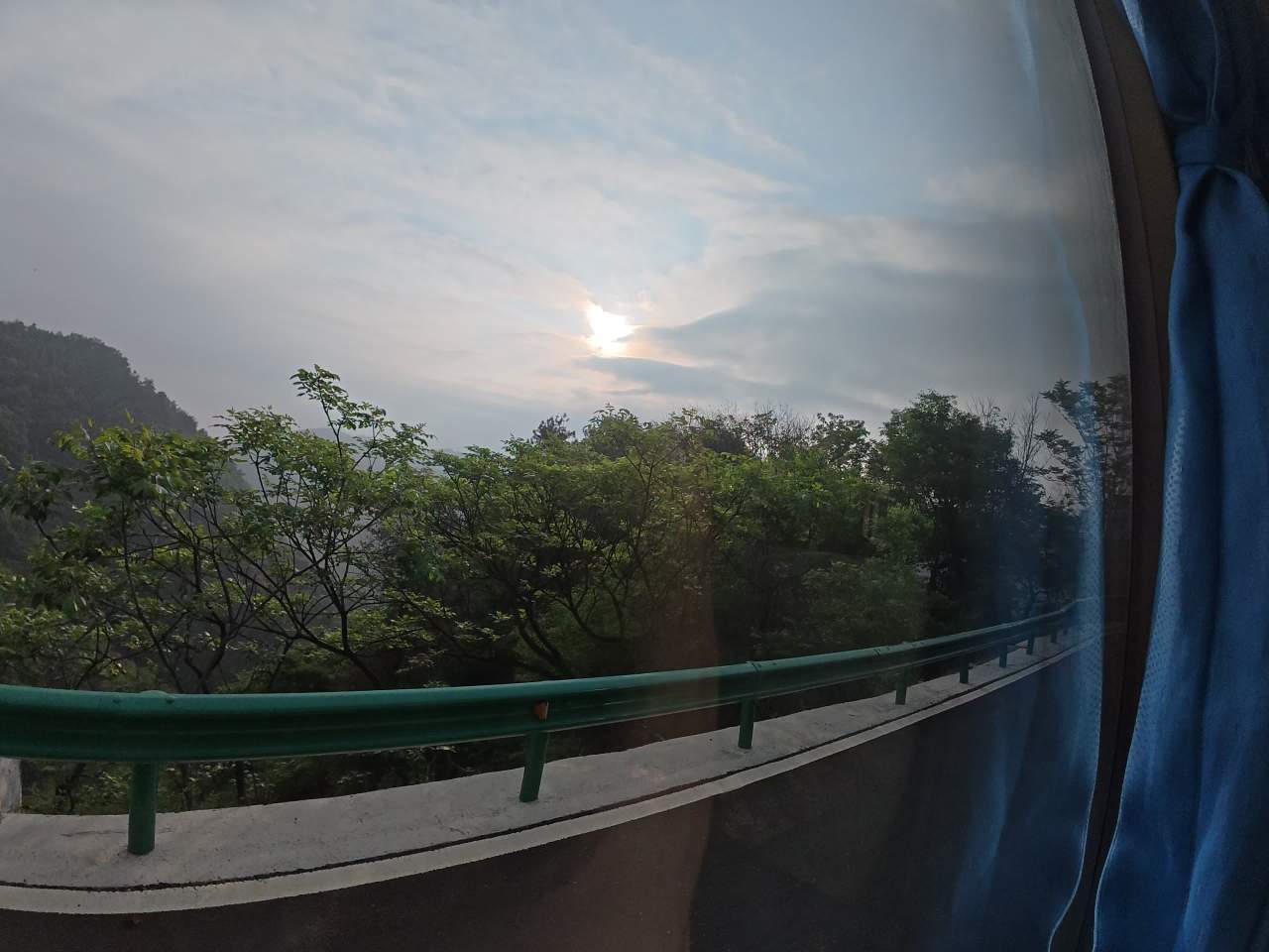 沿途风景如画