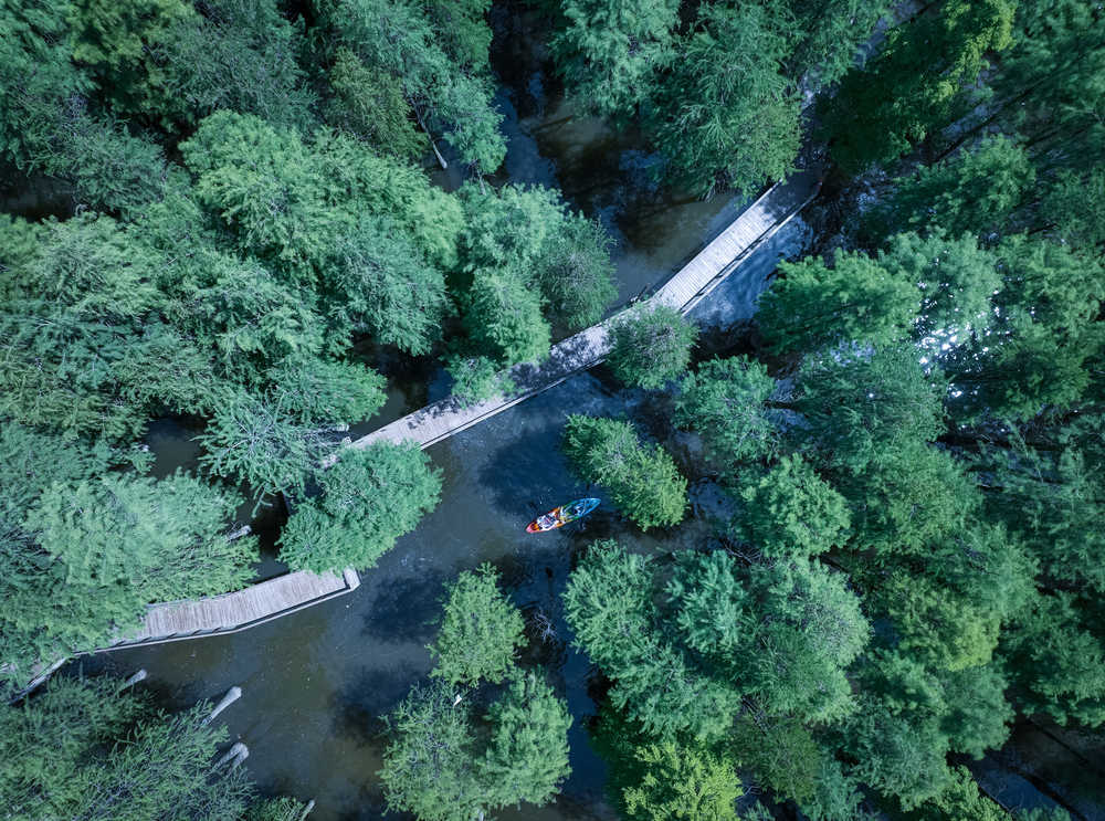 航拍杭州临安青山湖景区