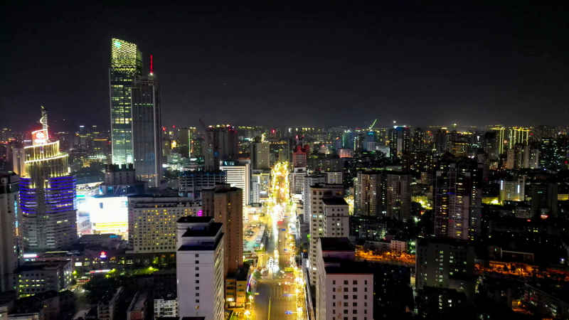 航拍云南昆明城市交通大道夜景