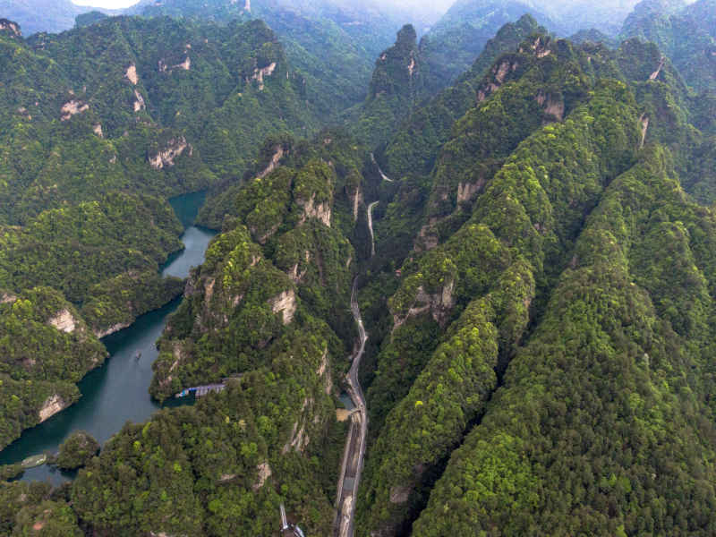 湖南张家界武陵源宝峰湖