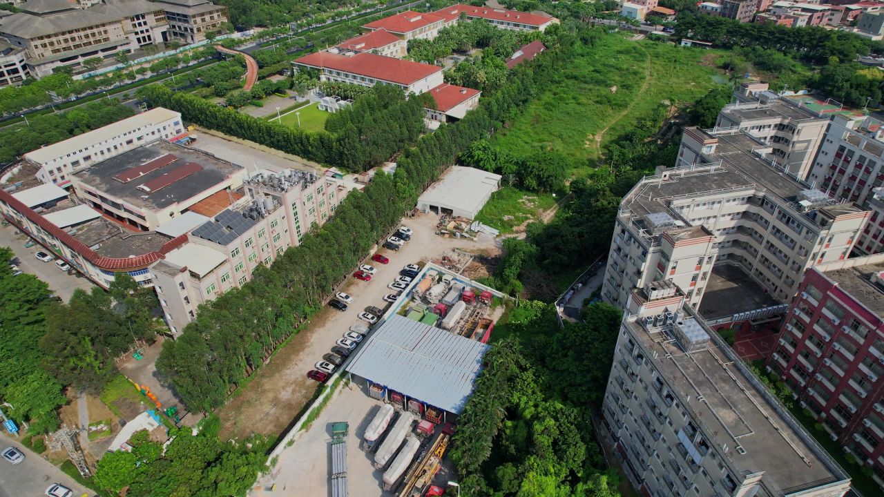 航拍厦门海沧中专职业学校 2
