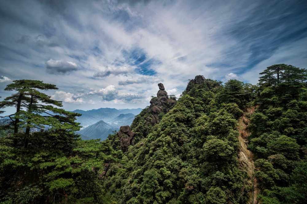 见山-见三清