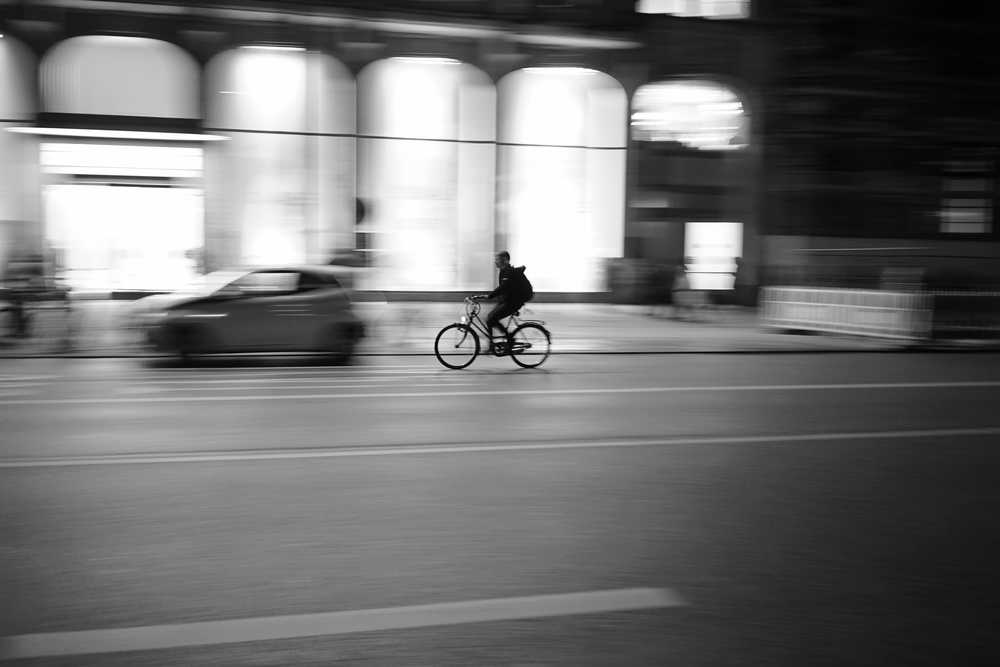 骑自行车者城市