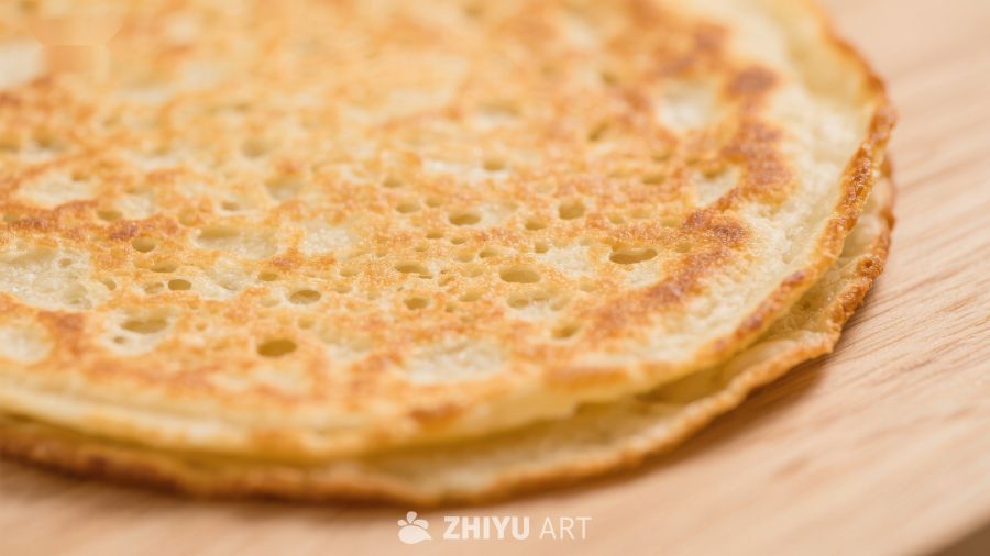 金黄薄饼特写