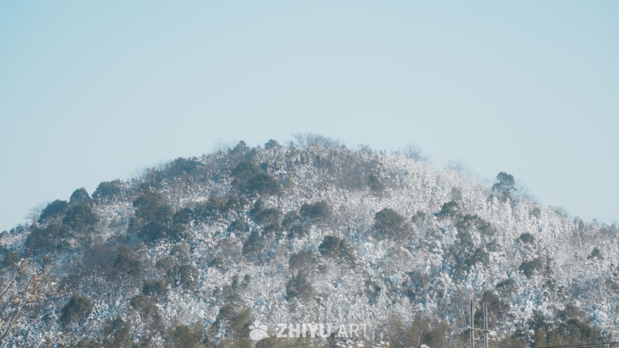 雪覆青山