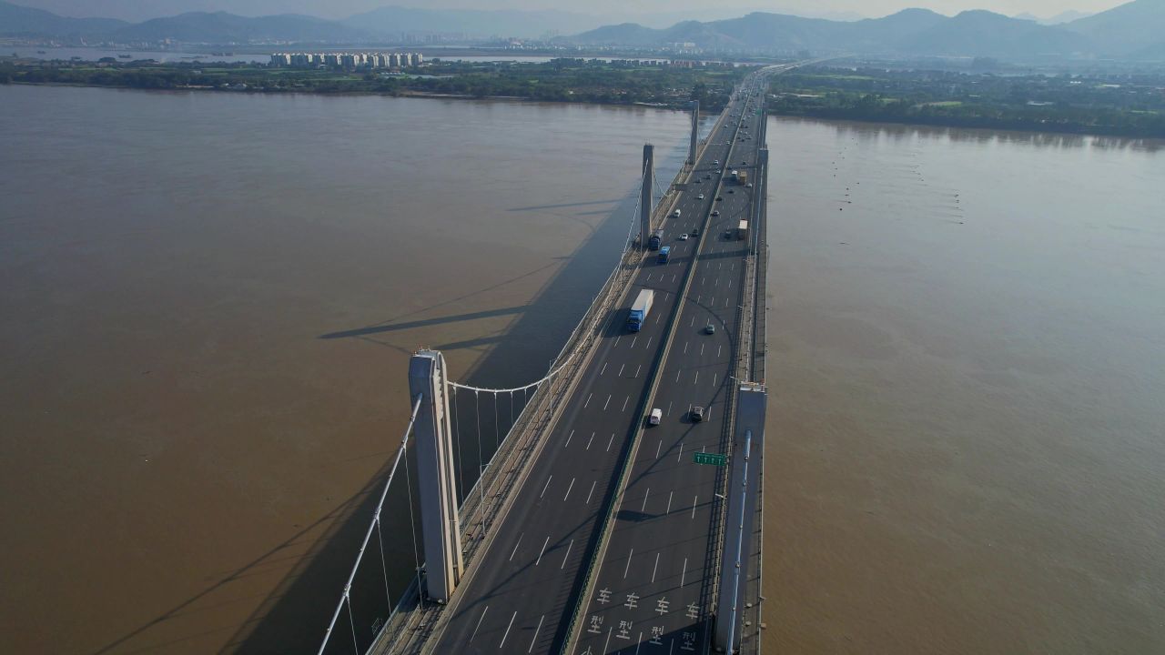 航拍福州螺洲大桥建筑风光 2