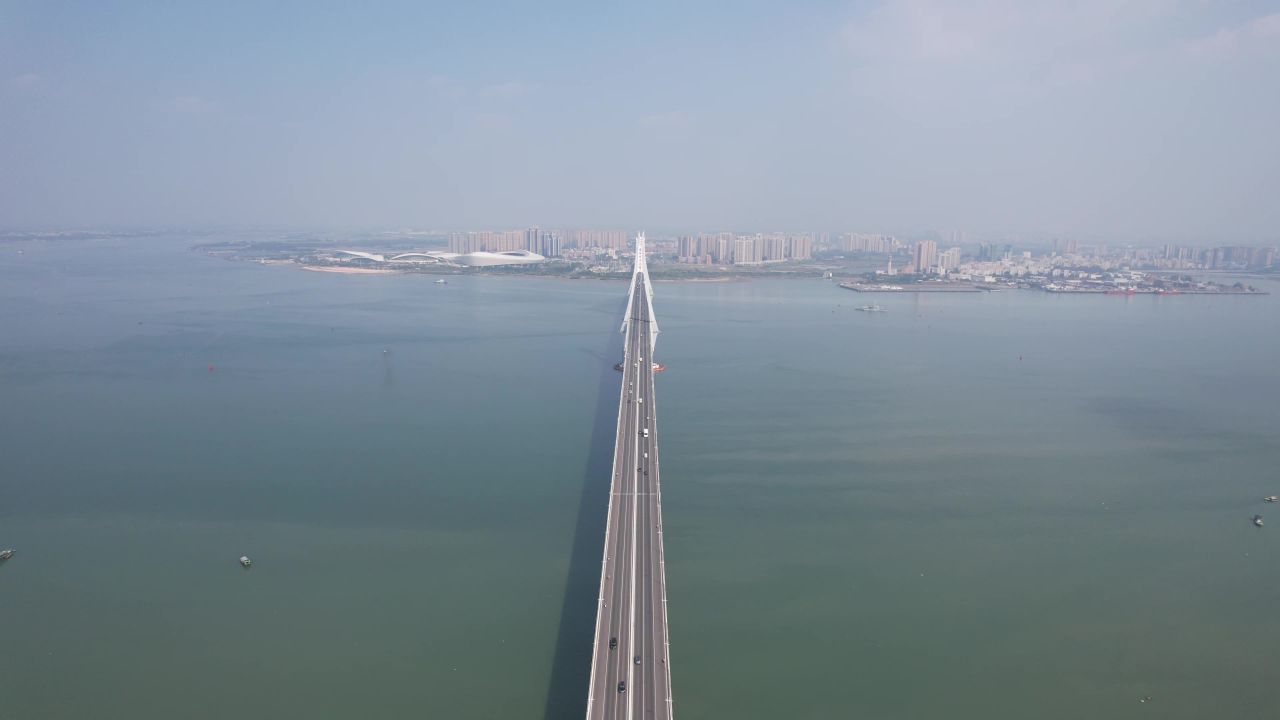 广东湛江湾大桥航拍