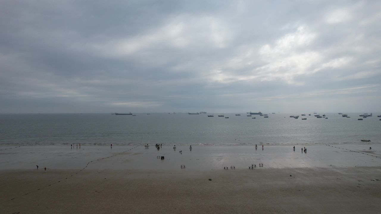 大海海洋沙滩广西北海银滩航拍