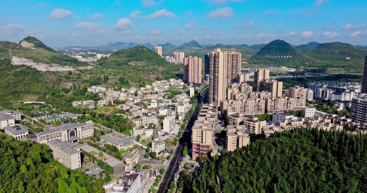 贵州安顺平坝城市风光航拍 2