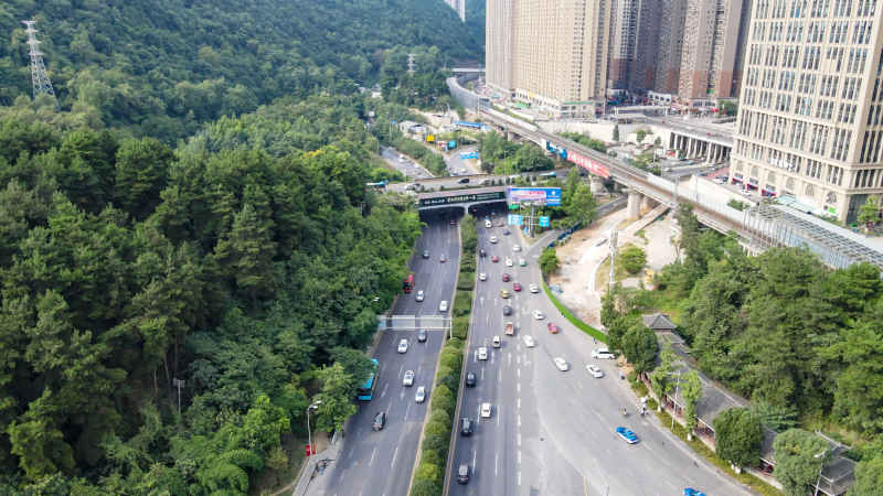 贵州贵阳花溪大道