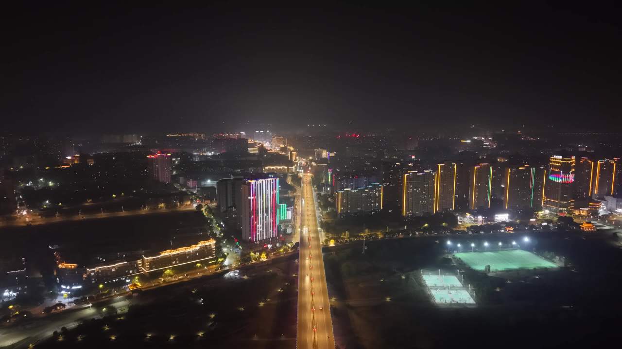 夜幕下的城市风光