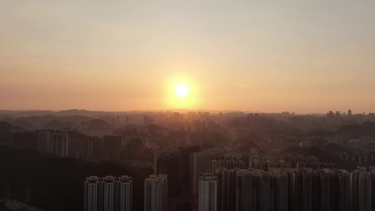 城市日落晚霞夕阳风景航拍 