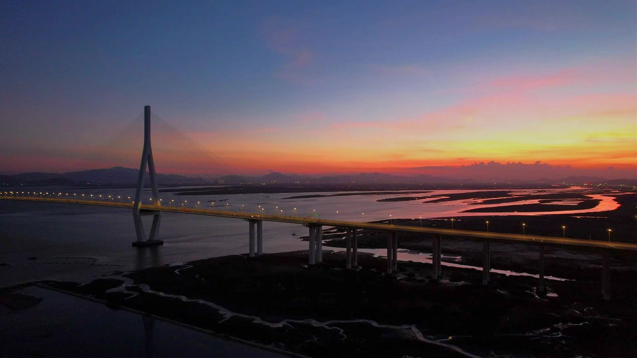 航拍厦漳大桥建筑景观