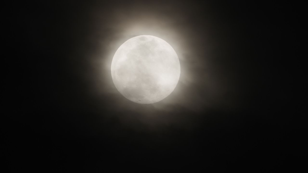 月亮月球夜晚天空皎洁明月长焦特写延时摄影 27