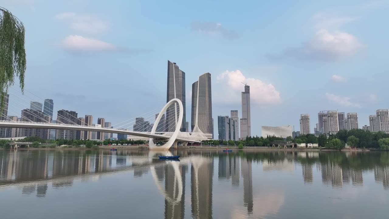城市之镜