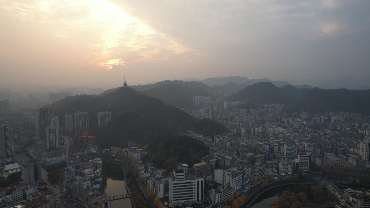 贵州遵义城市日落晚霞夕阳航拍