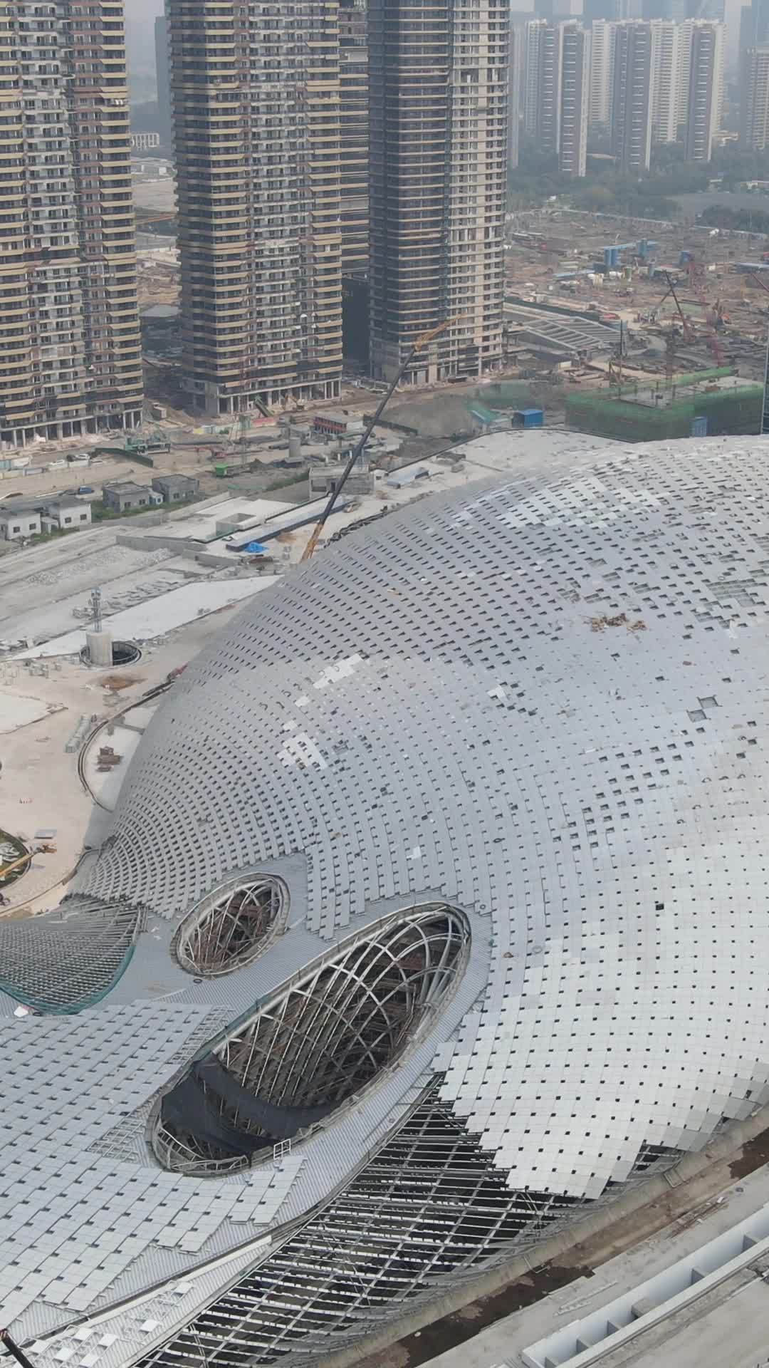 现代都市建设中的未来感建筑