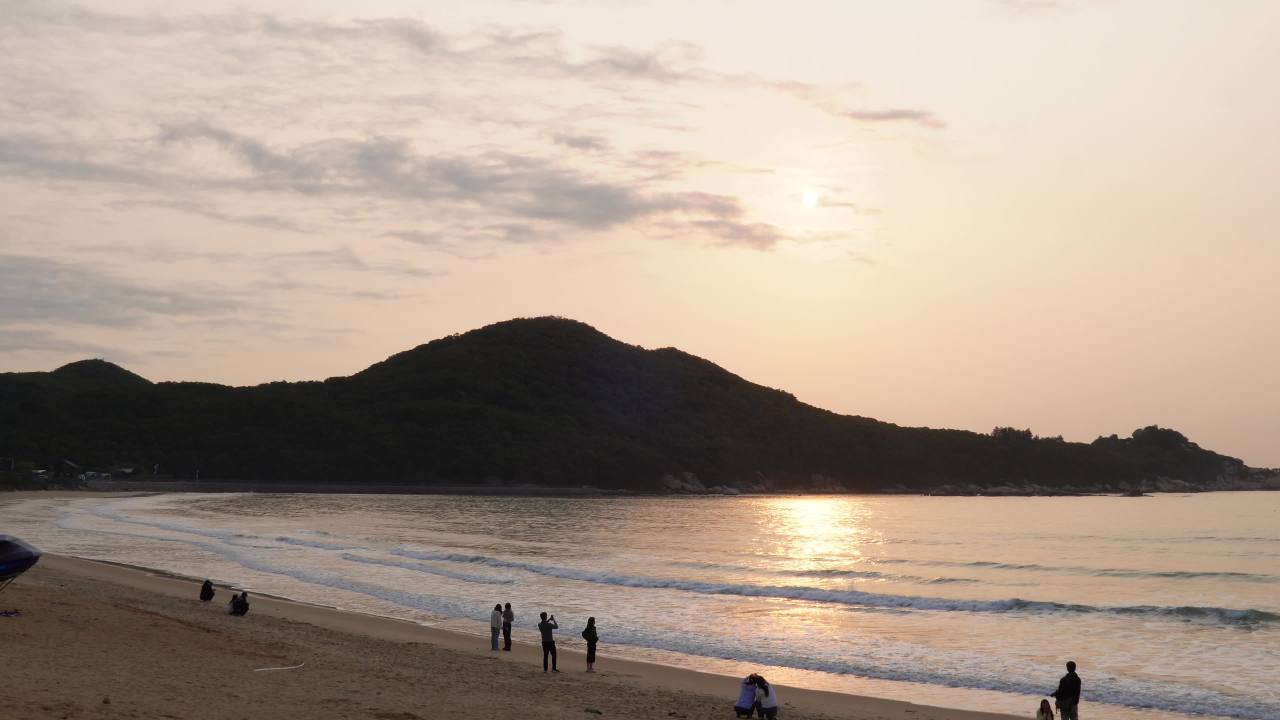 海滩日落时光