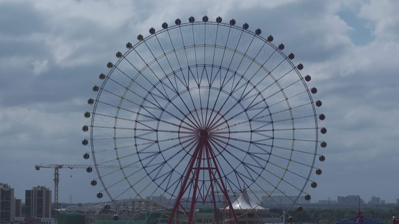 摩天轮与海洋公园