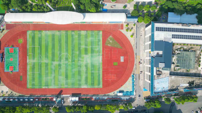 航拍湖北襄阳保康体育场