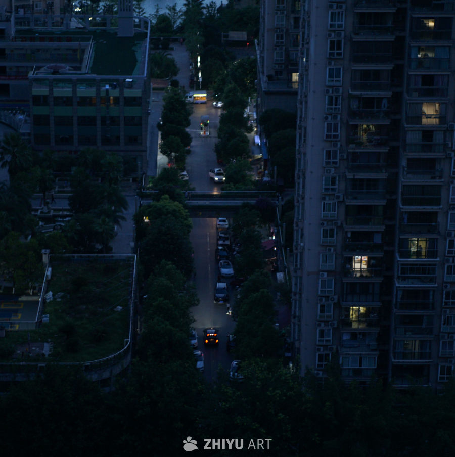 有点糊，没对上焦，天塌了