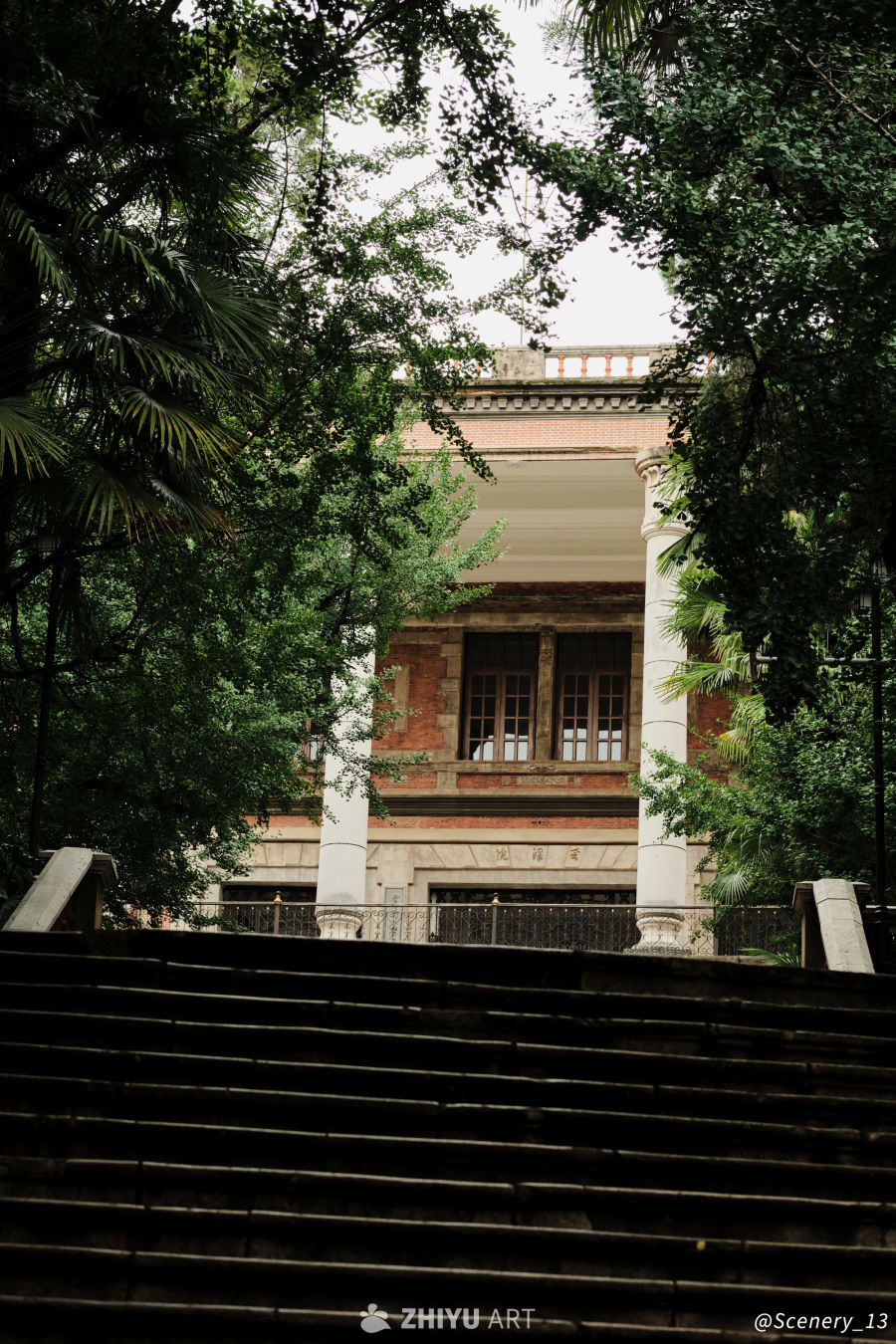 云南大学东陆园