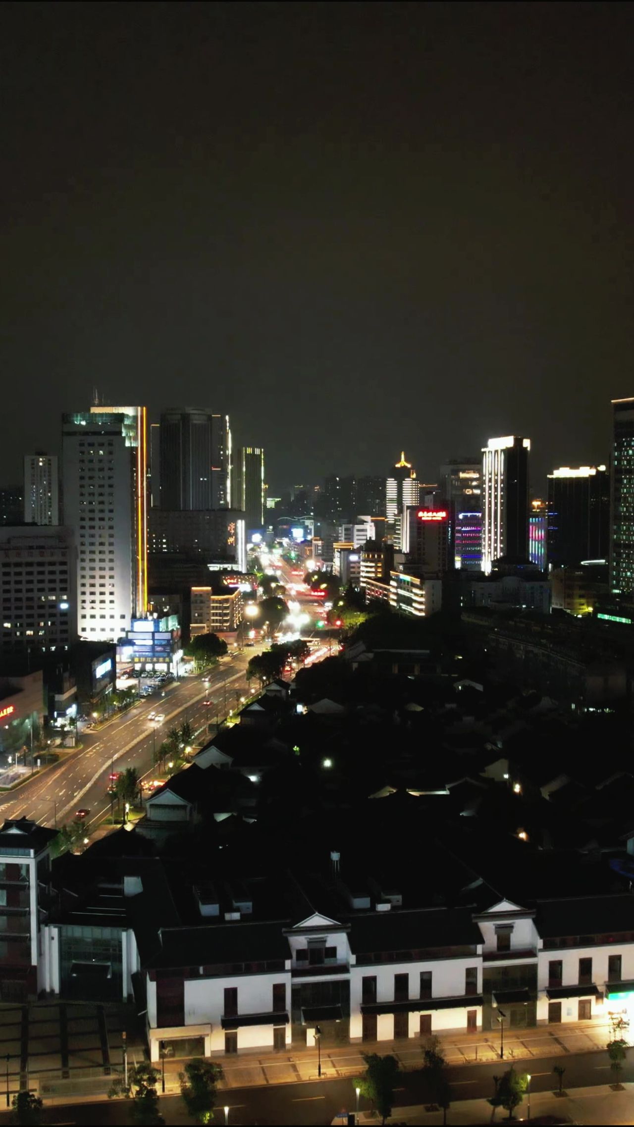 江苏常州城市夜景灯光竖屏航拍 